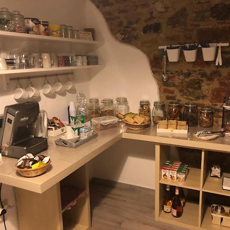 La Nana Gialla Riotorto Eksteriør billede